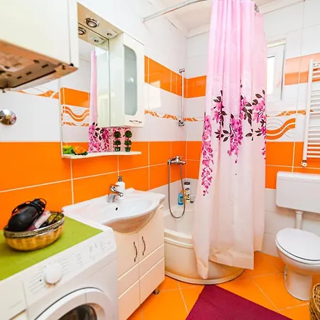 Cute And Cozy With Cathedral View-excellent Location * Sarajevo